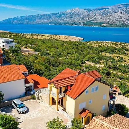 Rocco * فينجيراك